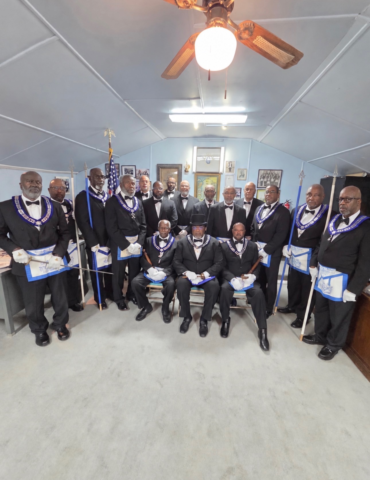 Officers and Brothers of Rising Sun Lodge No. 4